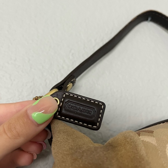 Vintage Coach Handbag - Picture 4 of 7